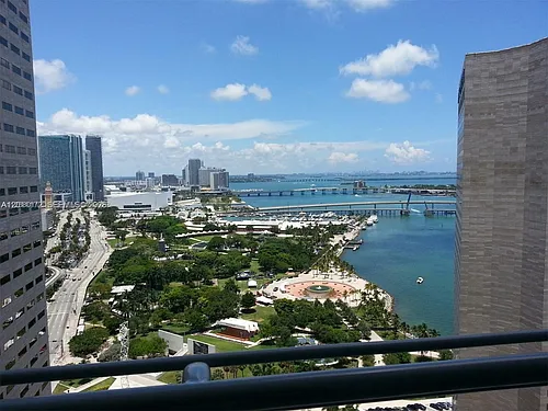 325 Biscayne Blvd #3120 Photo 1