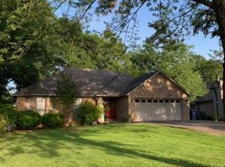 1030 Crosspoint Rd, Conway, AR 72034