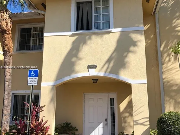 2090 NE 167th St, North Miami Beach, FL