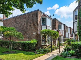 7539 N Ridge Blvd UNIT 1, Chicago, IL 60645