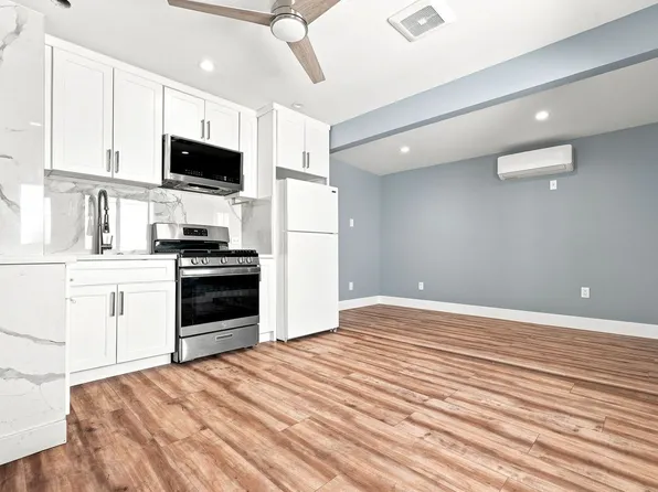 14063 Herron St, Sylmar, CA 91342