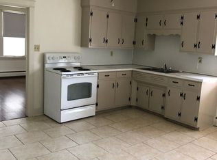 199 Blooming Grove Rd, Hanover, PA 17331