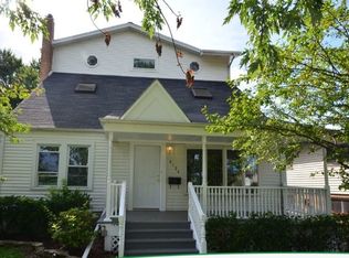 8134 N Chester Ave, Niles, IL 60714