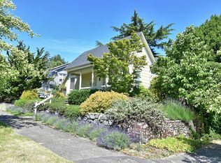 626 N 64th St, Seattle, WA 98103