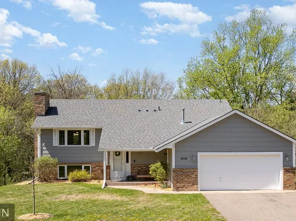 2504 8th St, White Bear Township, MN 55110