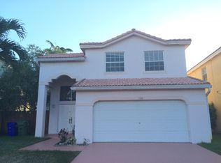 1566 SW 105th Ave, Pembroke Pines, FL 33025