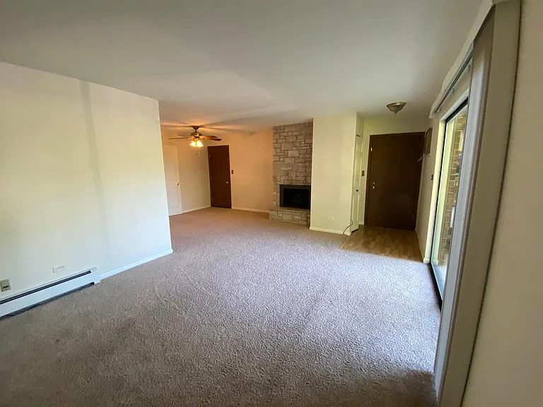 835 S Dwyer Ave #A — Photo 4