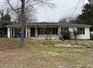 123 Smith Ln, Harriman, TN 37748