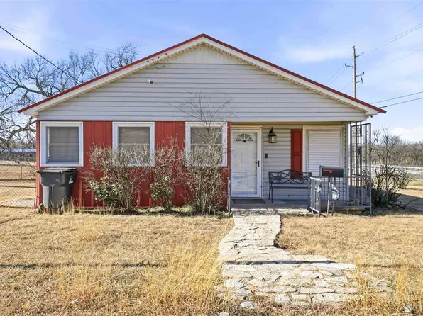 3512 NW Rogers Ln, Lawton, OK 73505