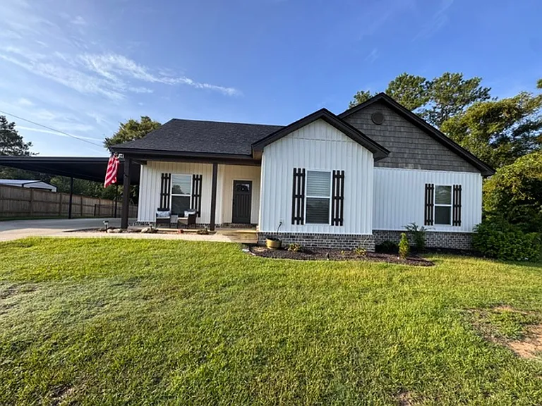 10 Shadow Wood Ln — Photo 1