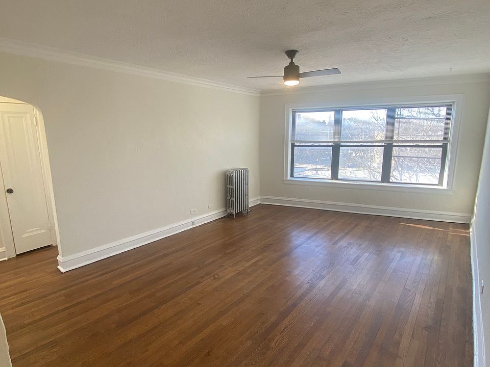 1st image of 5509.5 N Lincoln Ave #2