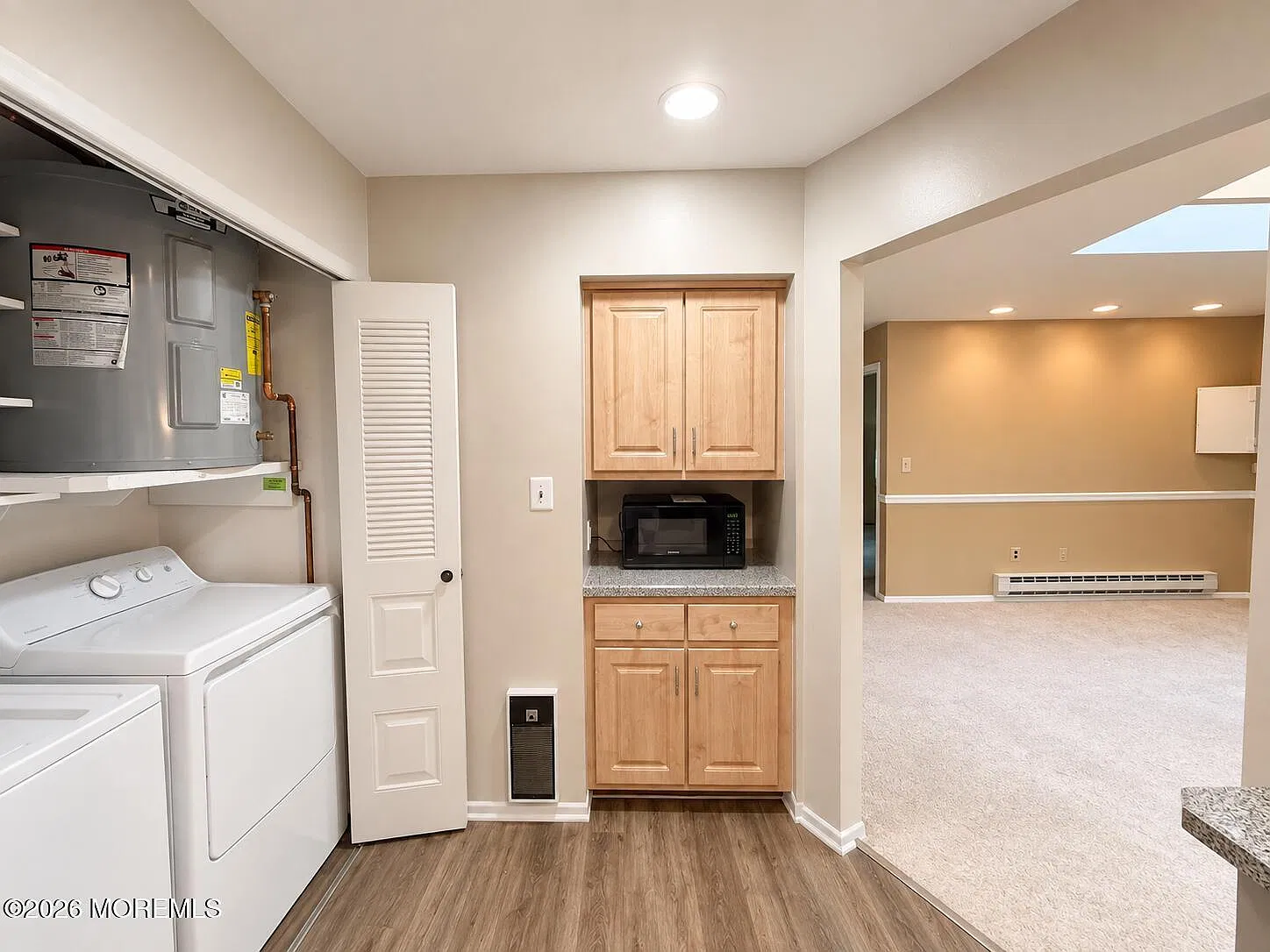 2 bed, 1021 sqft, $2,600 — Photo 3