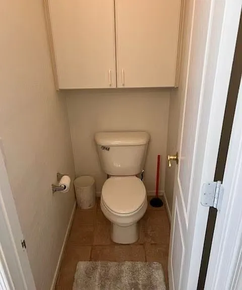 975 E Scott Ave — Photo 15