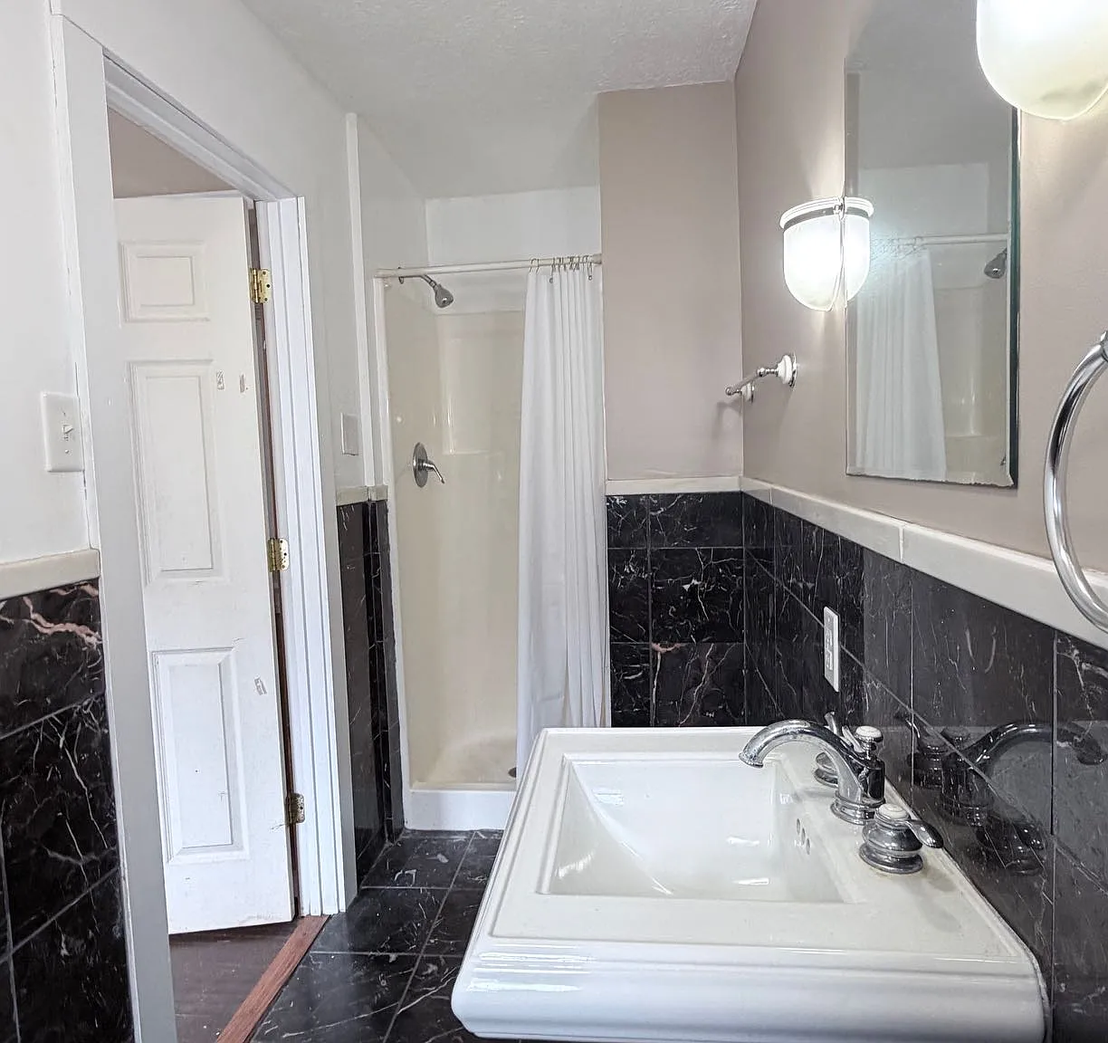 1422 S Lincol — Photo 4