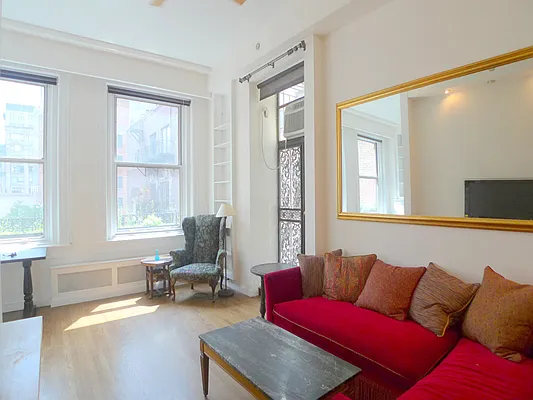 Sold by Sotheby's International Realty | media 3