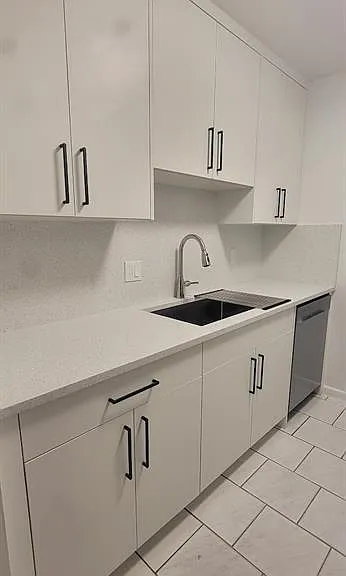 600 SW 2nd Ave #235 — Photo 10