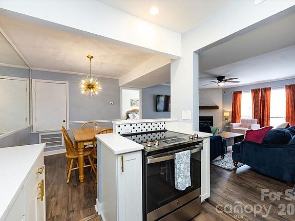 5th image of 1608 Sharon Rd W APT 45