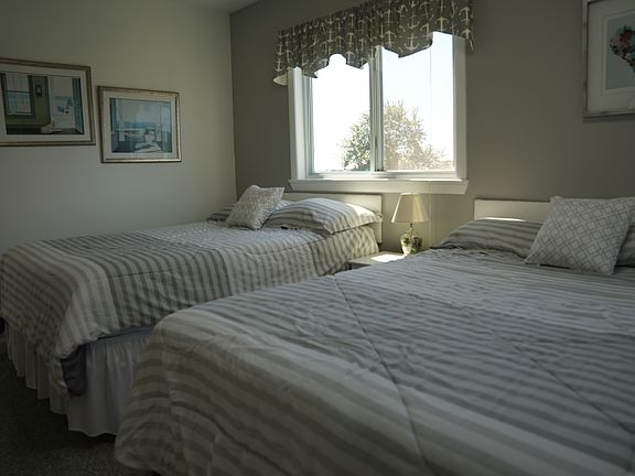 3rd image of 39 Lake Rd