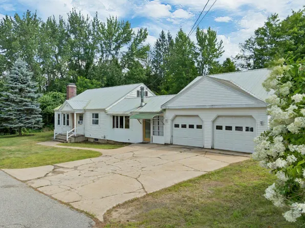 27 Village Lane, Conway, NH 03818