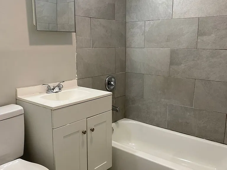 485 Buffalo Ave — Photo 3