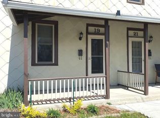 19 E Millbrooke Ave, Woodstown, NJ 08098