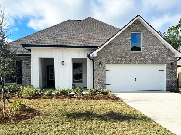 286 Constellation Ave, Freeport, FL 32439