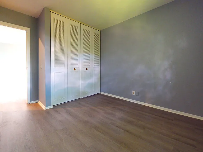 104 Brookwood Way N — Photo 9