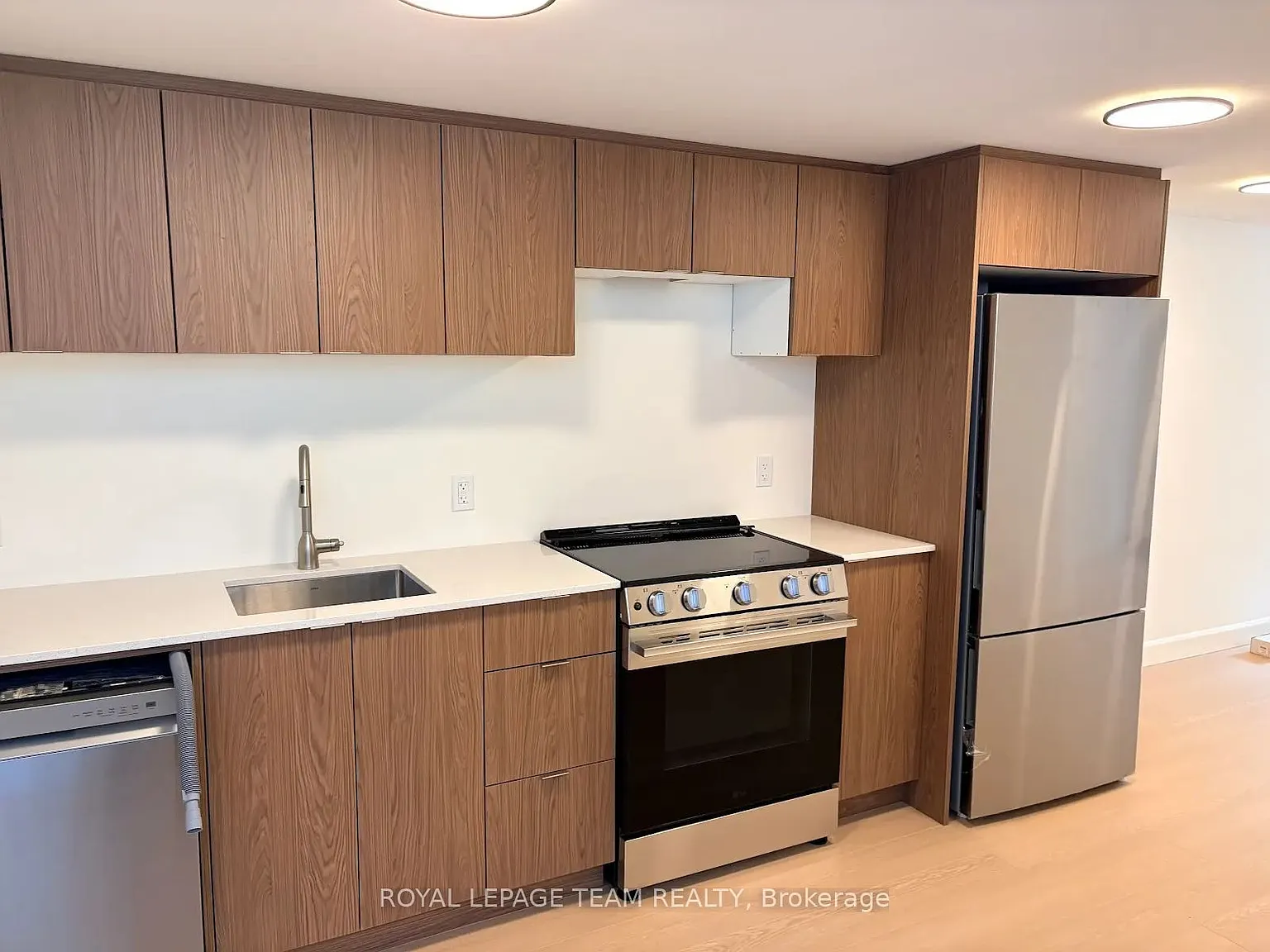 2 bed, $2,450 — Photo 4