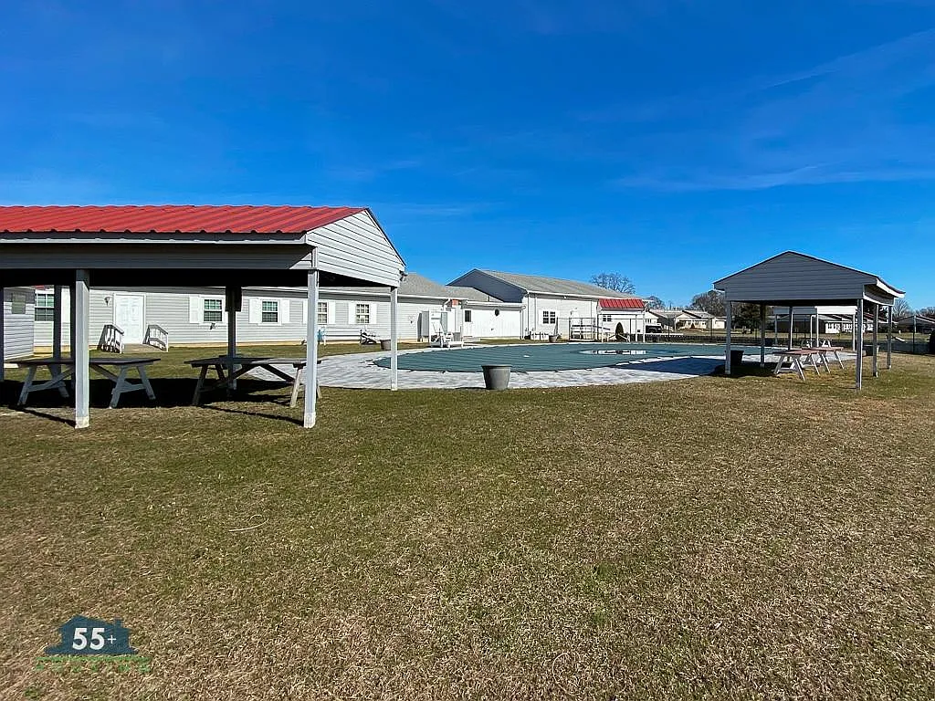 2 bed, $1,950 — Photo 2