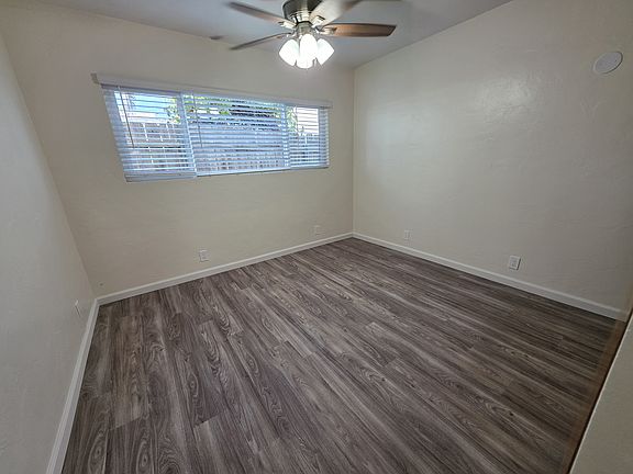 5th image of 3035 Ivy St APT 3