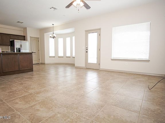 4th image of 11659 Dos Palmas Dr #B