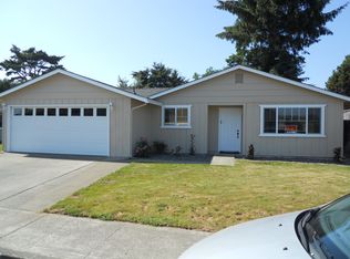 1837 Holly Dr, McKinleyville, CA 95519