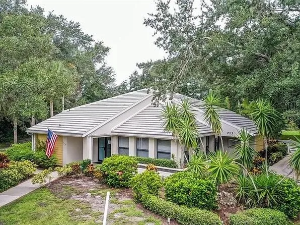 243 Southampton Ln, Venice, FL 34293