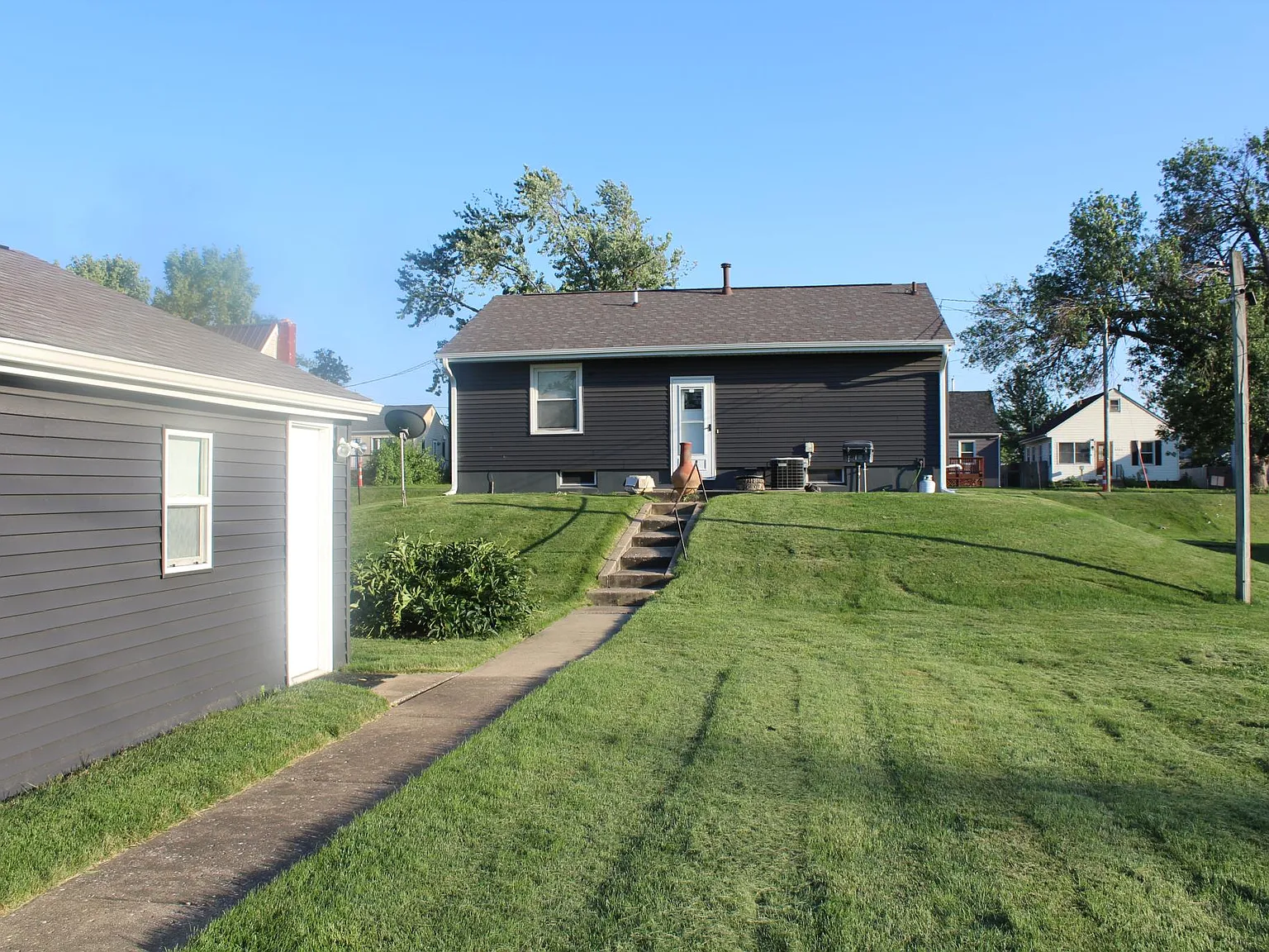 3 bed, 952 sqft, $1,700 — Photo 4