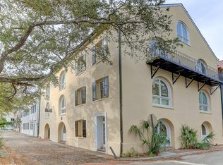 2 1/2 Gillon St, Charleston, SC 29401