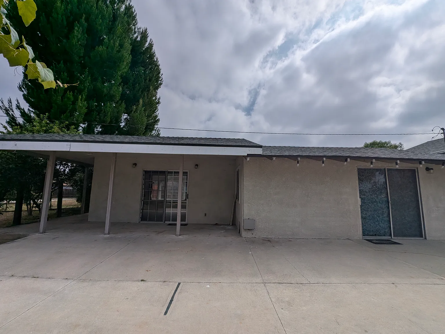 1153 S Sunkist Ave — Photo 1