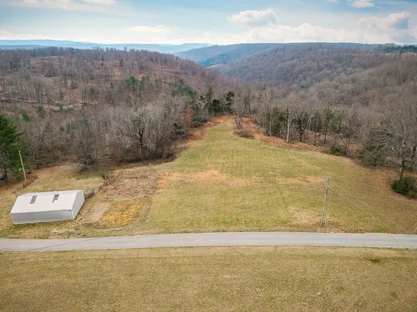 301 Andy Haney Rd, Cookeville, TN 38506