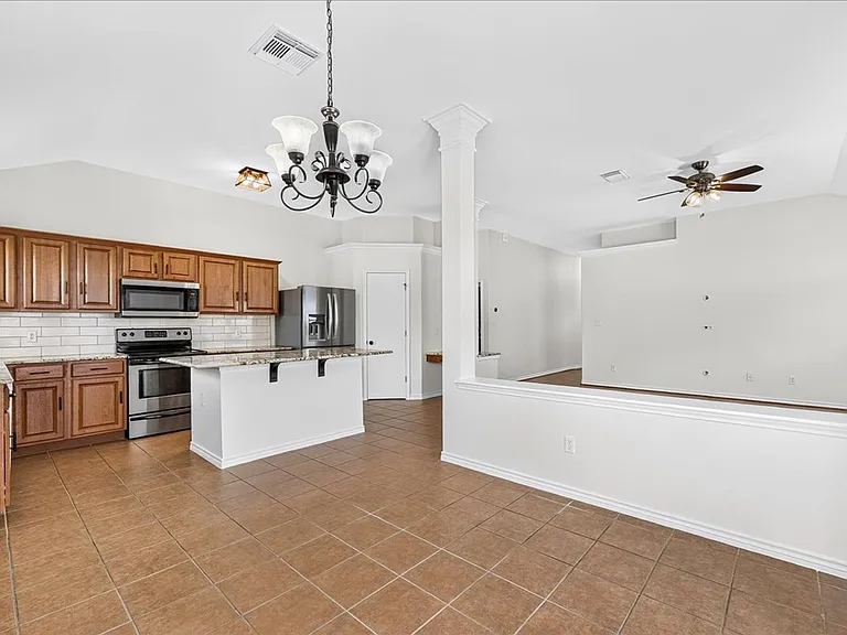 3810 Los Arroyos — Photo 13