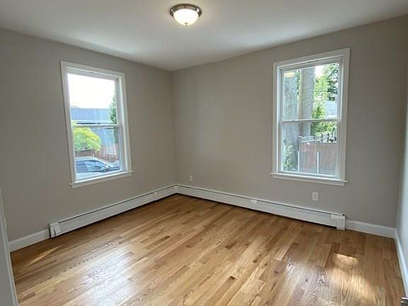 5th image of 385 Lafayette St Unit 1