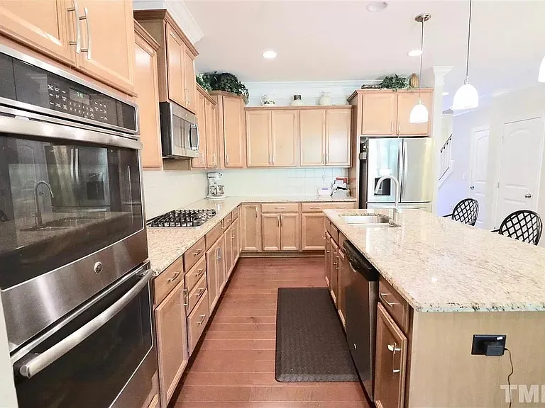 4148 Vallonia Dr — Photo 17