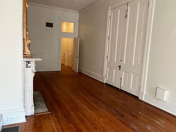 5th image of 1513 Bolton St #1