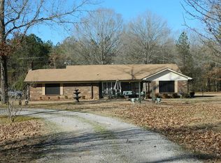 358 Davis Rd, Starkville, MS 39759