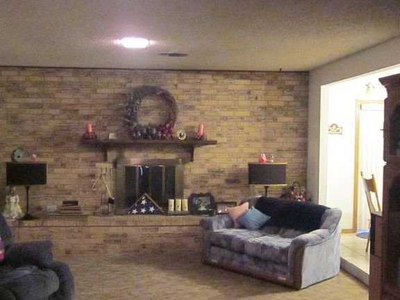 4th image of 4104 Villa Dr