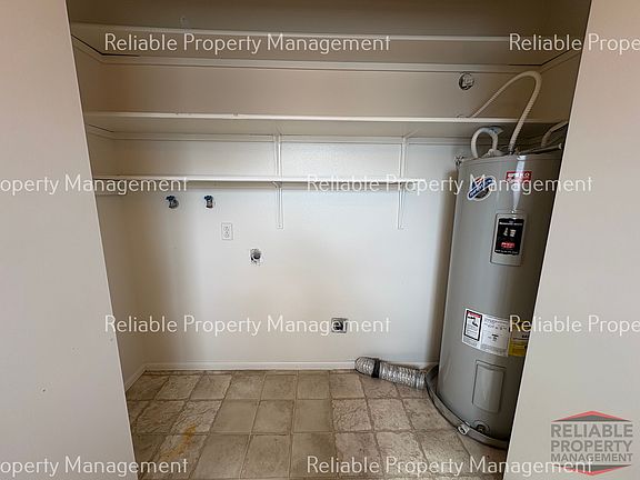 5th image of 1387 Elizabeth Cir APT 2