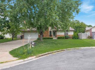 5742 E Croyden Cir, Wichita, KS 67220