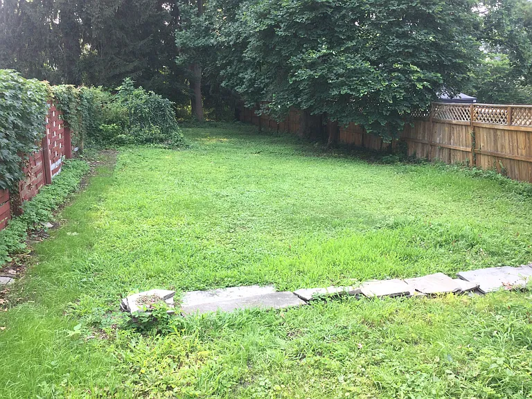 420 N Cayuga St — Photo 16