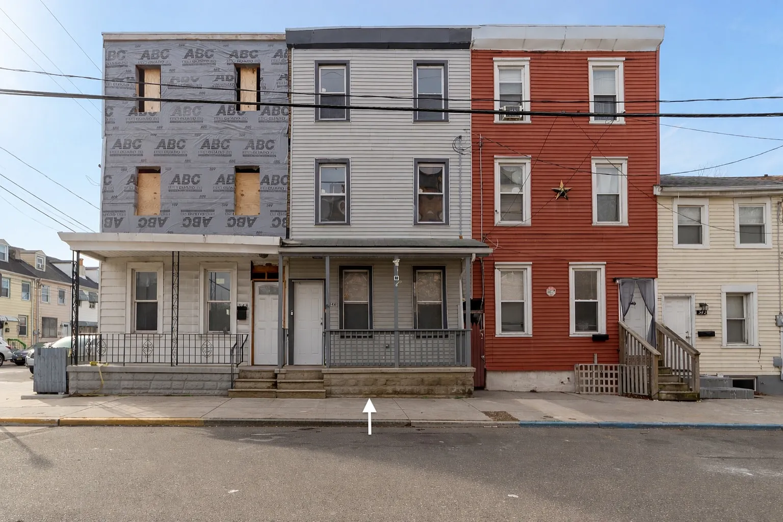 346 Ridgeway St photo 1