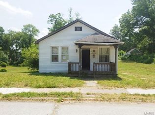 4226 Ravenwood Ave, Saint Louis, MO 63121