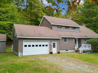 38 Yeaw Rd, East Dover, VT 05341