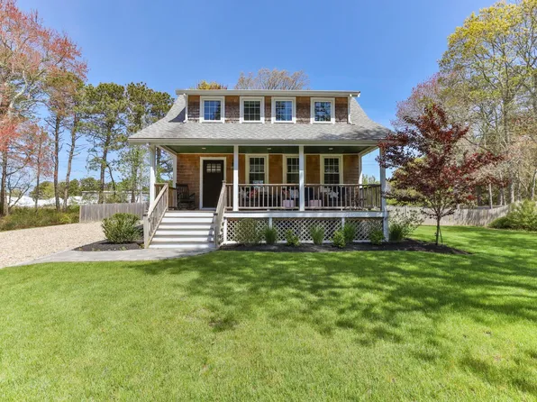 55 Jefferson Avenue, West Yarmouth, MA 02673